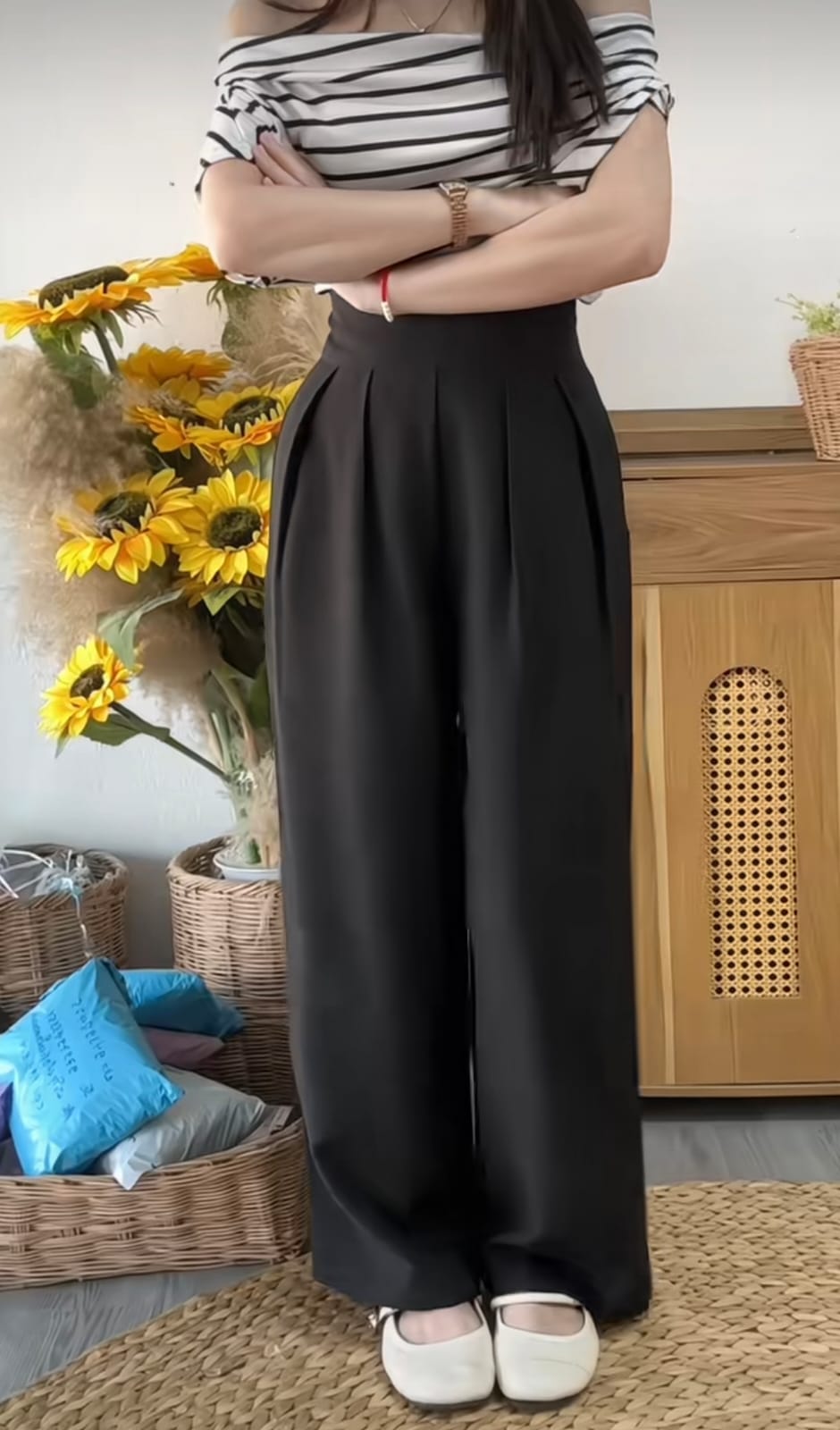 MILA PANT - Pantalón de tiro alto con pinzas frontales